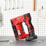 Milwaukee 2447-20 M12 - Grapadora corona de 3/8"