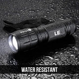 LE CREE Linterna LED, pequeña y superbrillante, linterna táctica LED, luz de mano, zoomable, resistente al agua, brillo ajustable para camping, correr, pilas AAA incluidas